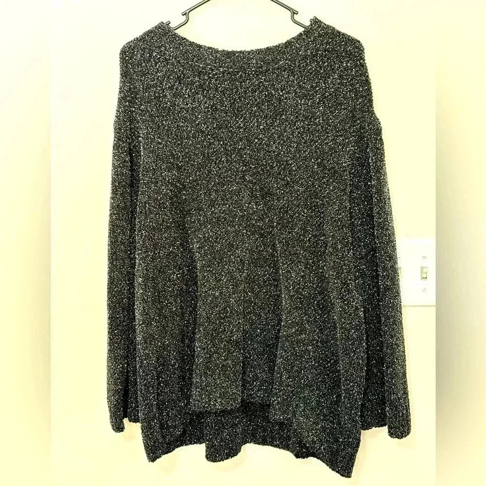 Who What‎ Wear Sweater Sparkle Detail 🩵